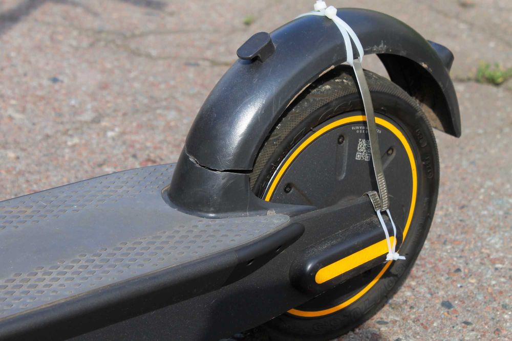 Электросамокат Ninebot kickScooter Max G30
