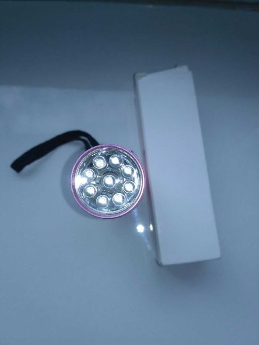 Продам Уф светодиодный фонарик для сушки гель-лака розовый 9 Вт