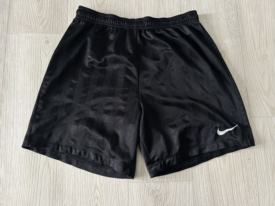 Nike / ander armuor / Umbro / шорты
