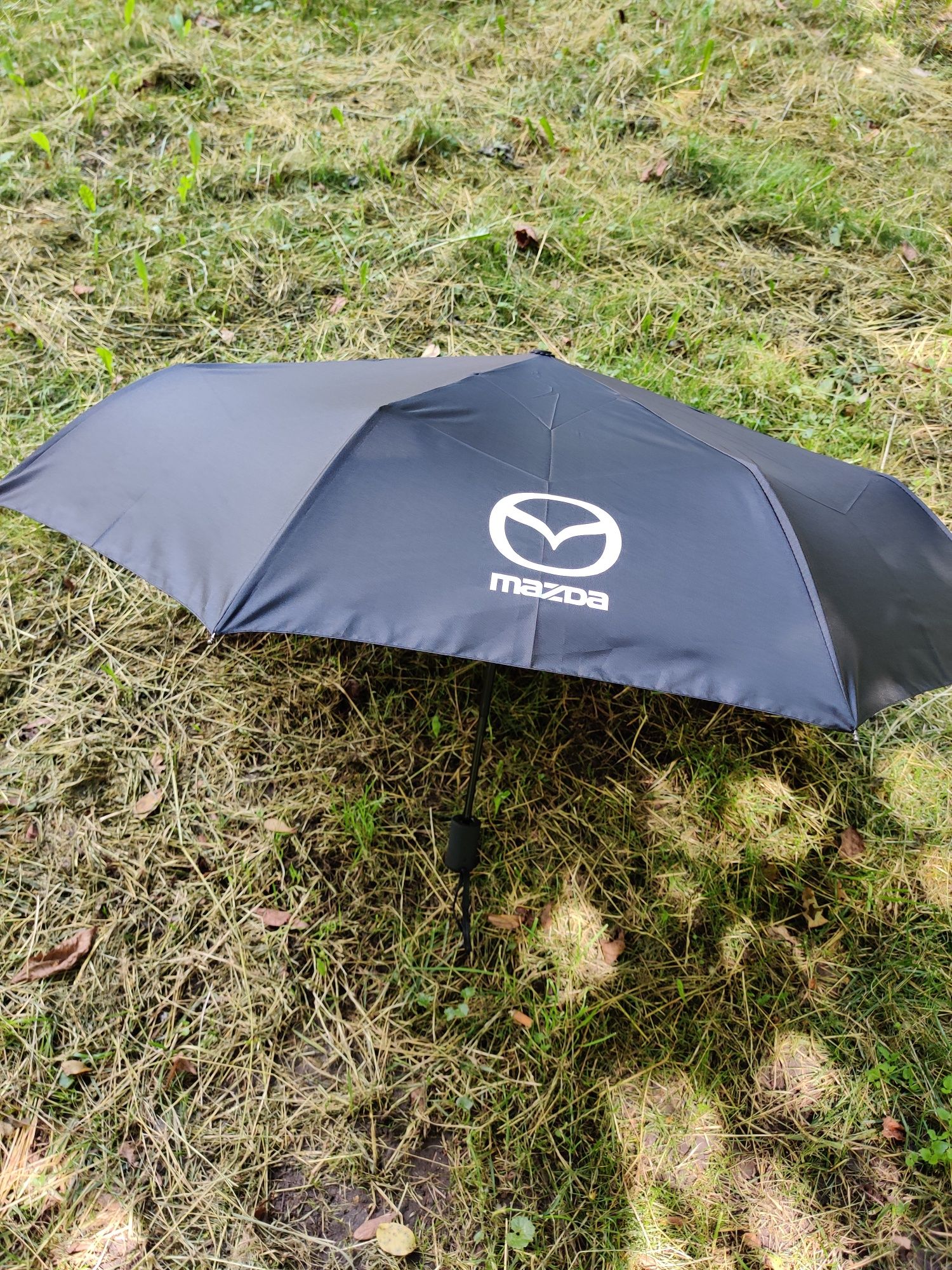 Автоматический зонт Mazda с чехлом