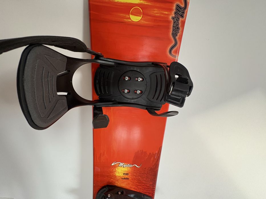 Snowboard 150cm + wiązania