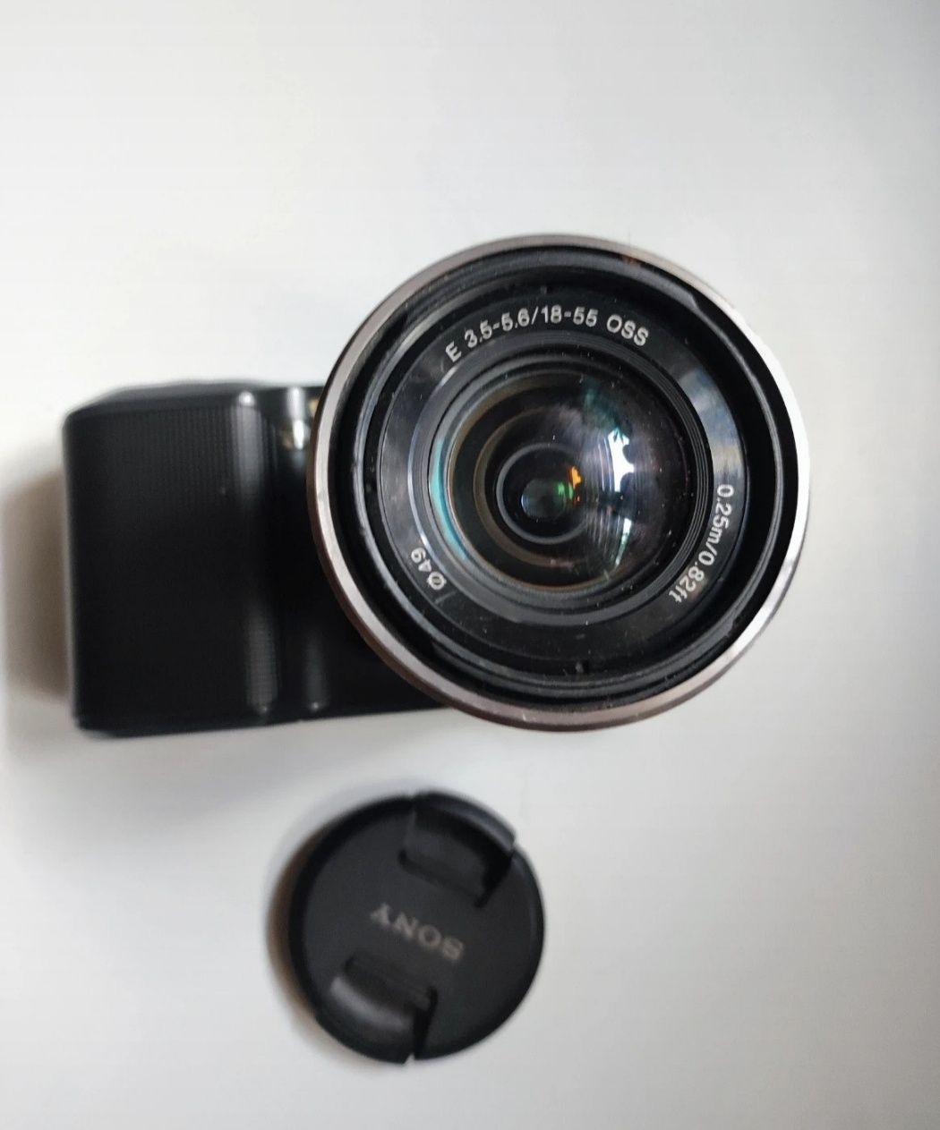 Sony NEX 3 z obiektywem