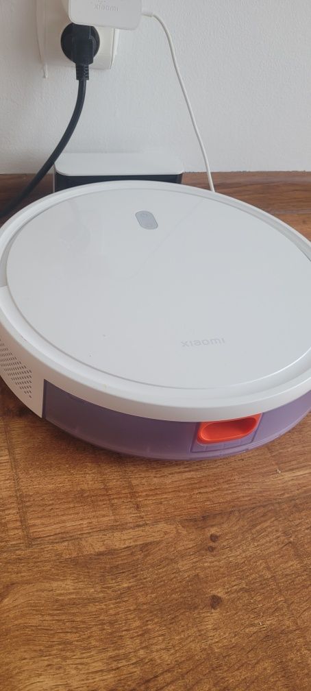 Robot sprzątający Xiaomi Robot Vacuum E10 Funkcja mopowania 65dB