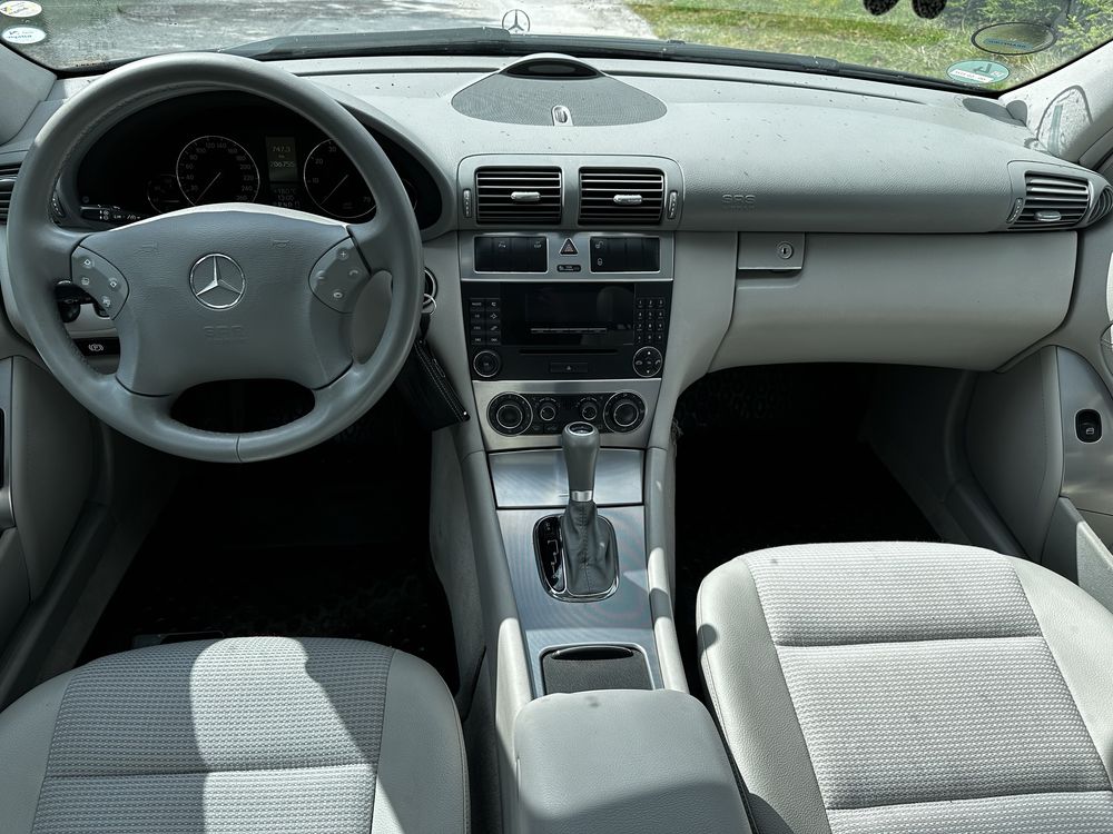 Mercedes C klasa 1.8 Kompresor/ Nowe opony/