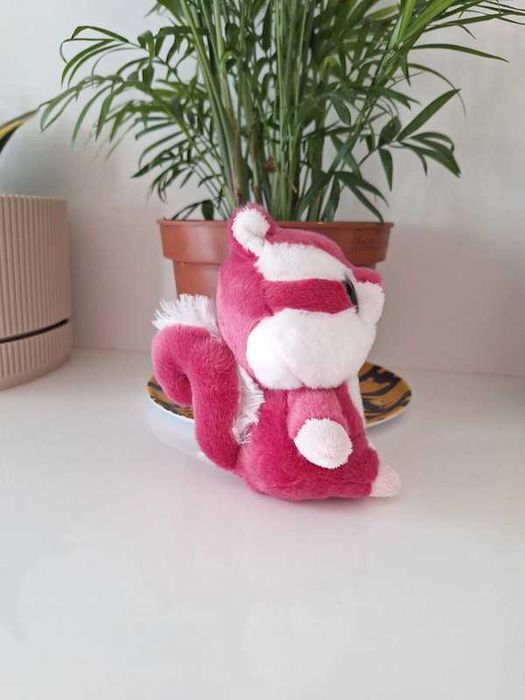 Maskotka YooHoo chewoo wiewiórka różowa