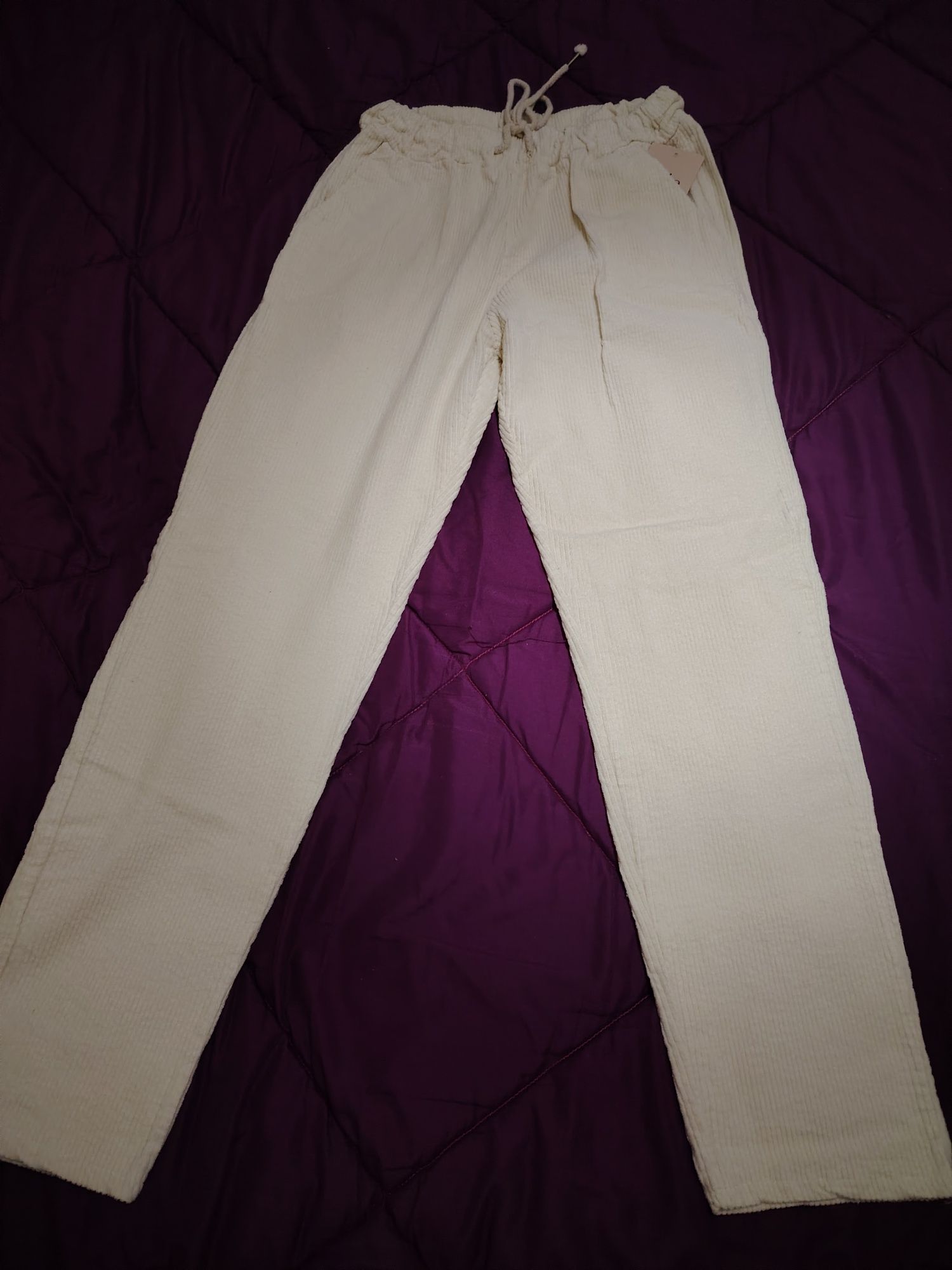 Calça bombazine nova