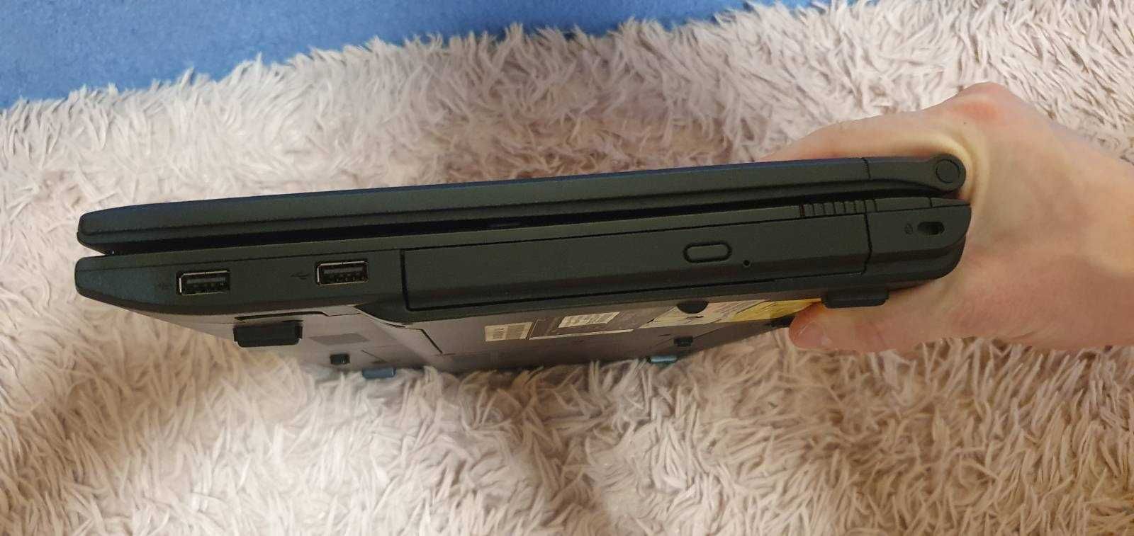 ноутбук Fujitsu Siemens Amilo La1703 на запчастини