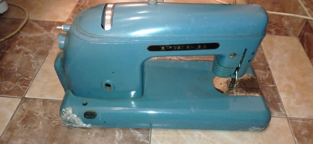 Швейная машина Ржев