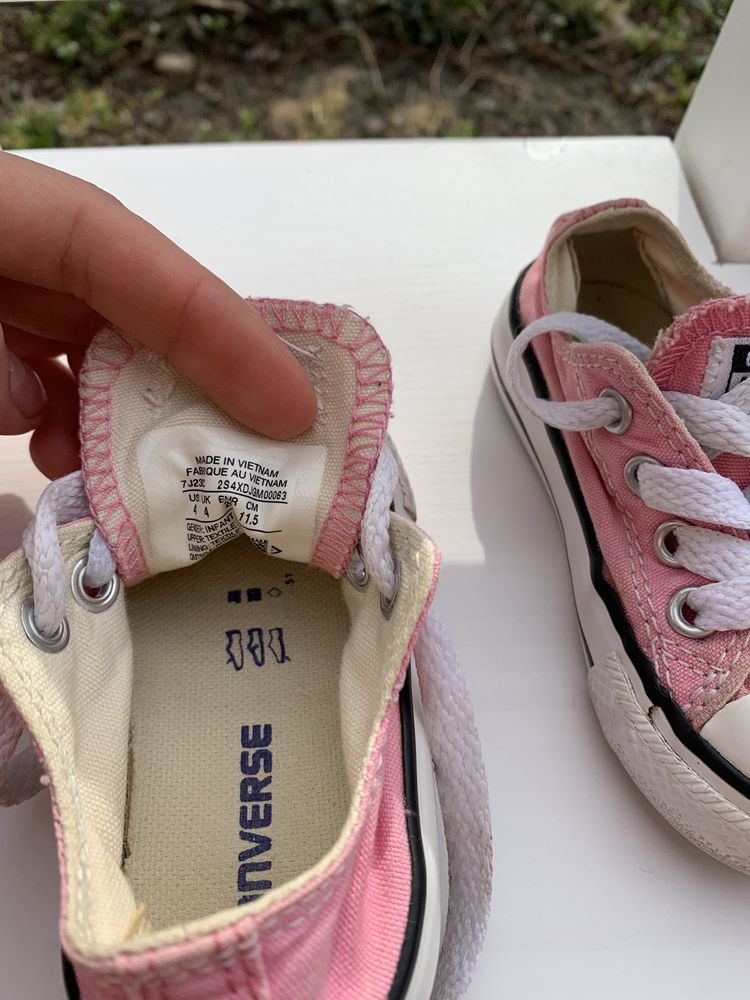 Кеди converse на дівчинку