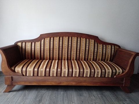 Sofa, kanapa stylowa po renowacji