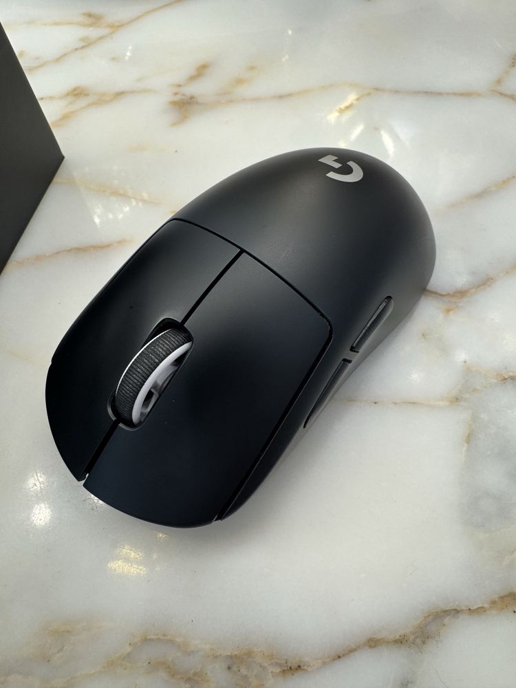Logitech g pro superlight
