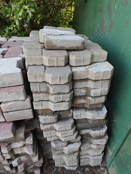 Kostka brukowa z rozbiórki / demontażu, ponad 1000 sztuk