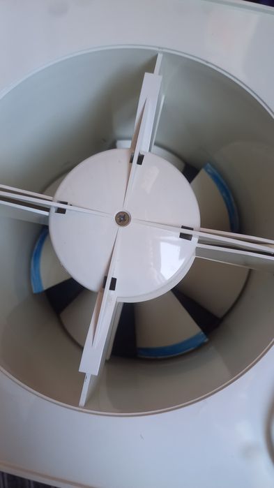 Вытяжка  вентилятор