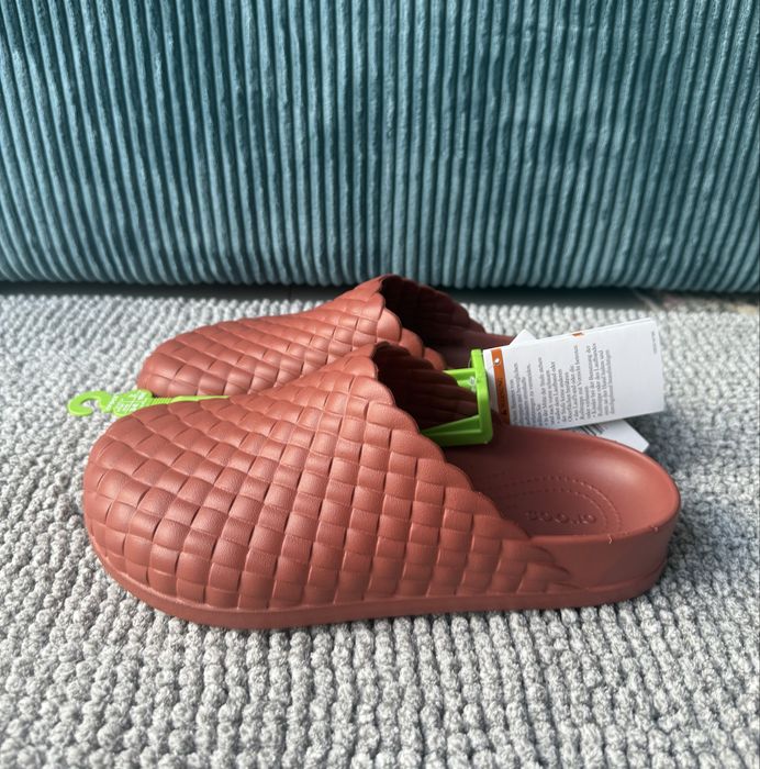 Chodaki damskie Crocs Dylan Woven Clog r. 39-40 d. 9 Miedziane