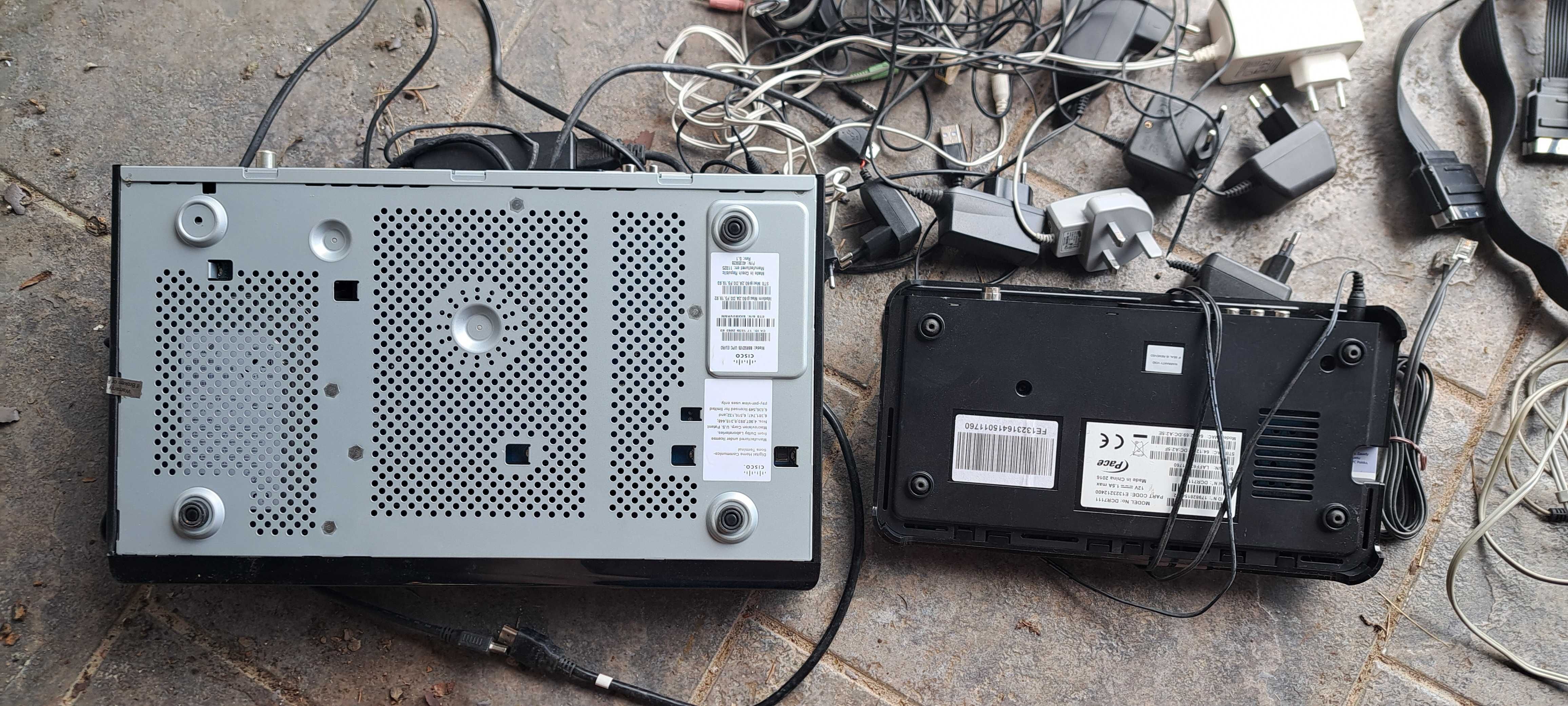 Ladowarki kable UPC dekodery HDMI lampa