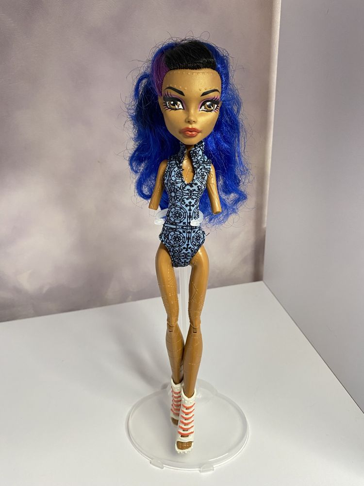 Продам Робекка Стім Monster High Монстр Хай