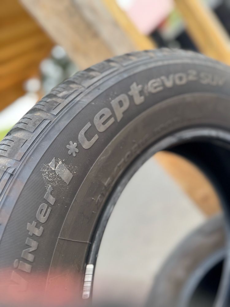 Komplet opon zimowych 215/70/16 HANKOOK Demo F-Vat