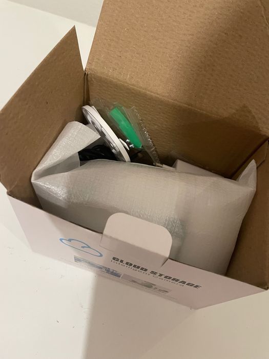 Câmara de Vigilância IP Wi-Fi 6 LEDS HD
Áudio c Deteção de Movimento