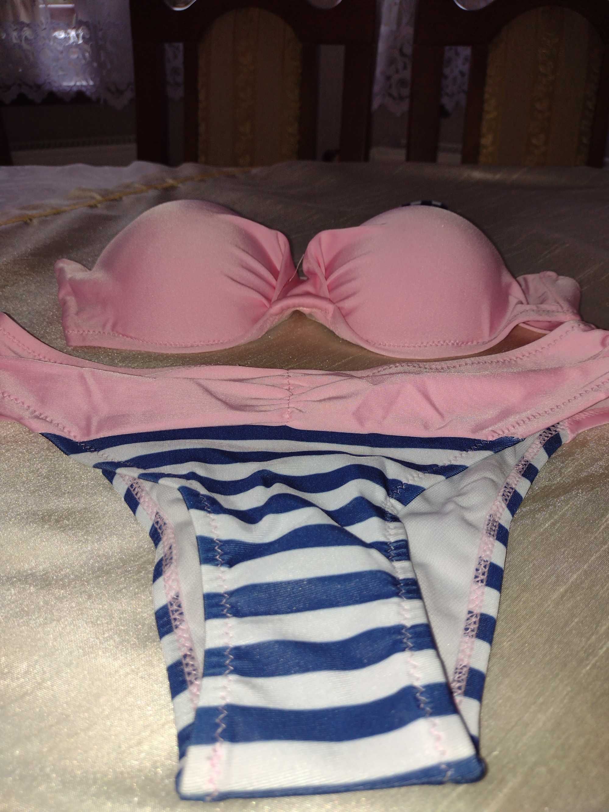 NOWY, strój kąpielowy, dwuczęściowy w rozmiarze XS, 75B. Push up.
