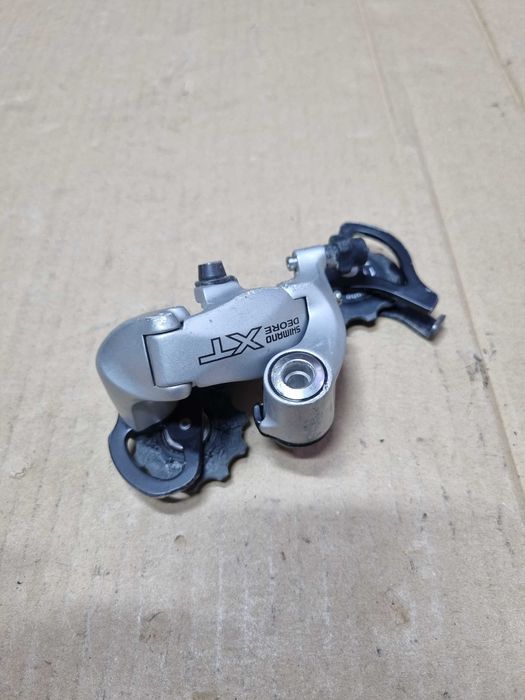 Przerzutka tylna Deore XT m750 9s