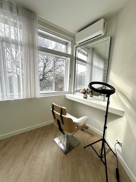 Trespasse de sala de Estética e formação - como nova