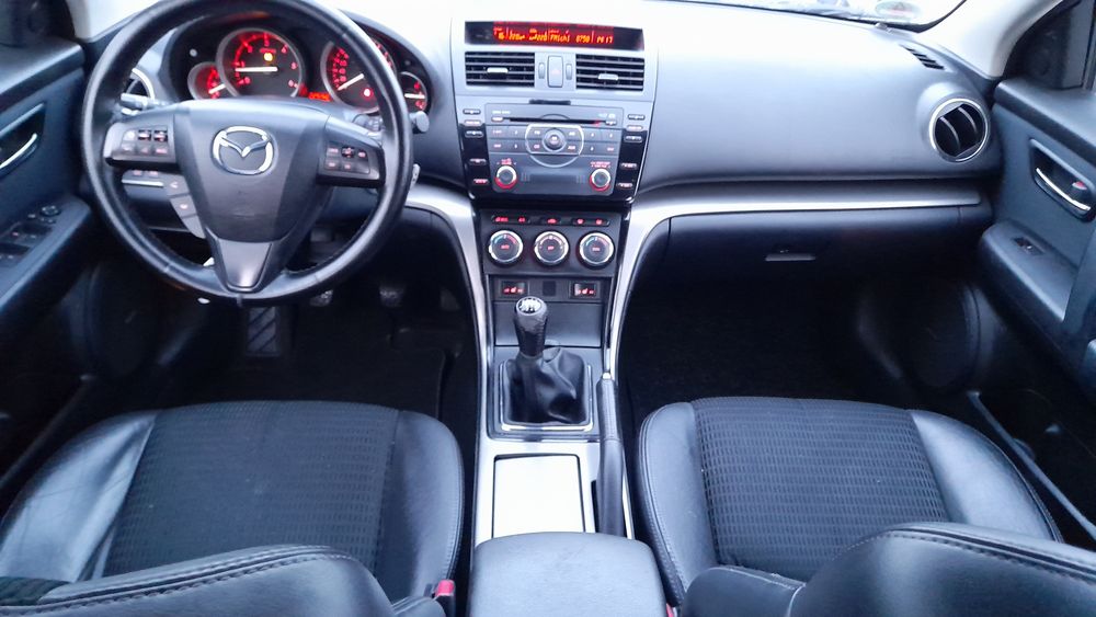 Mazda 6 mega wyposażona zarejestrowany 1 właściciel uszkodzony!czytaj