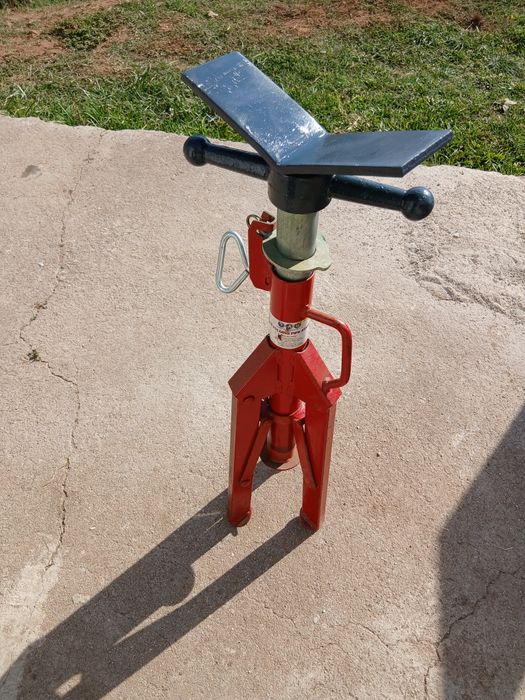 Cavaletes tripés extensíveis