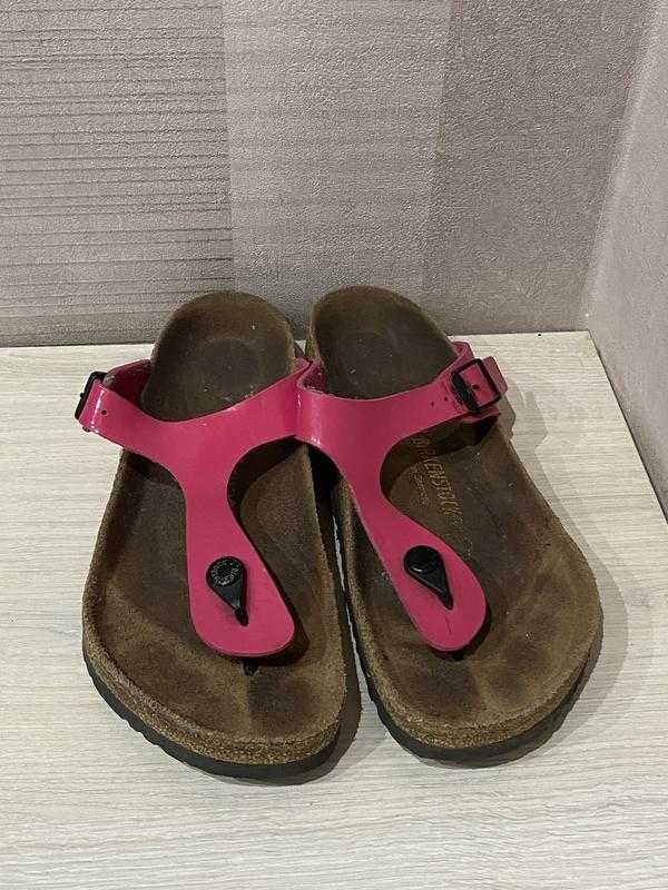 Оригінальні жіночі шльопанці birkenstock