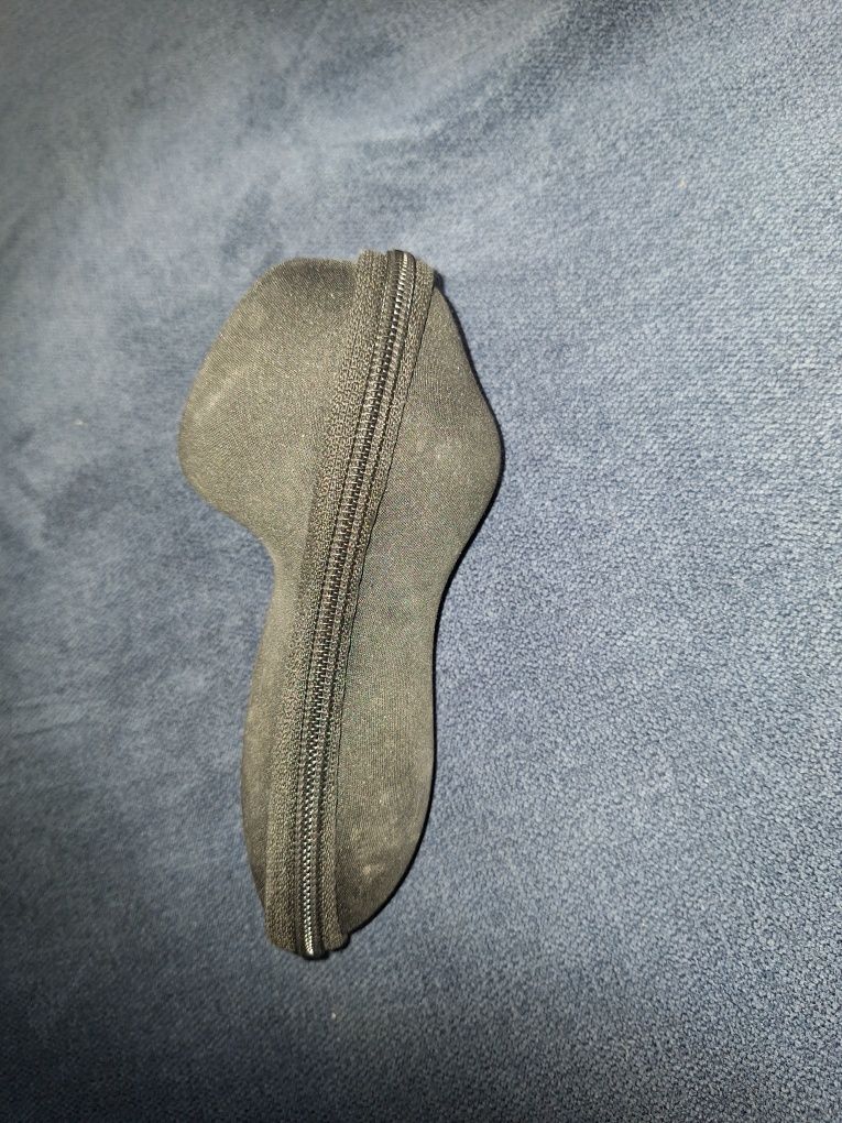 Etui do golarki Remington 8