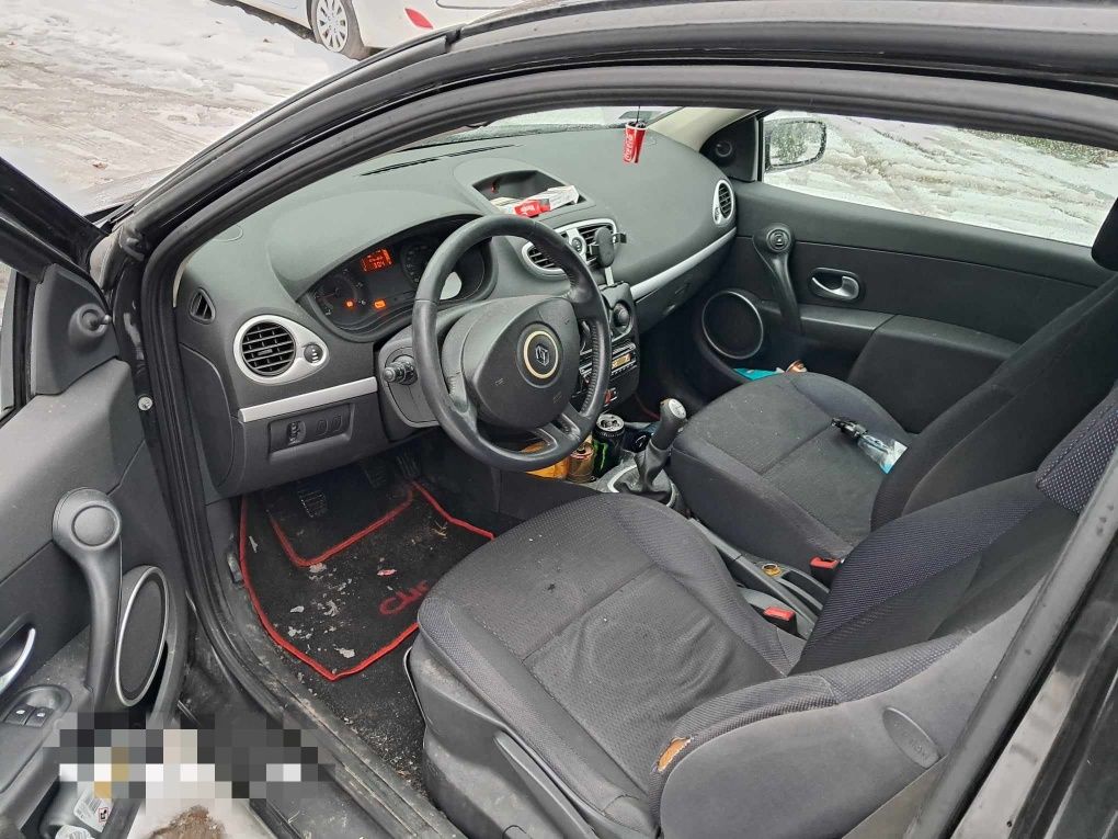 Częśći Renault Clio III 1.5DCI silnik,skrzynia,przód kompletny