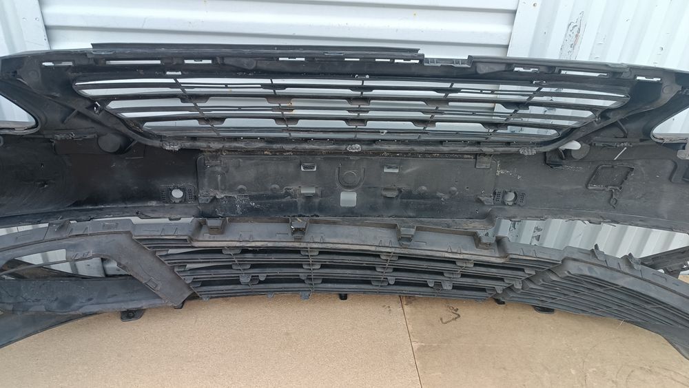 Vendo parachoque de frente Peugeot 308 ano 2013/17