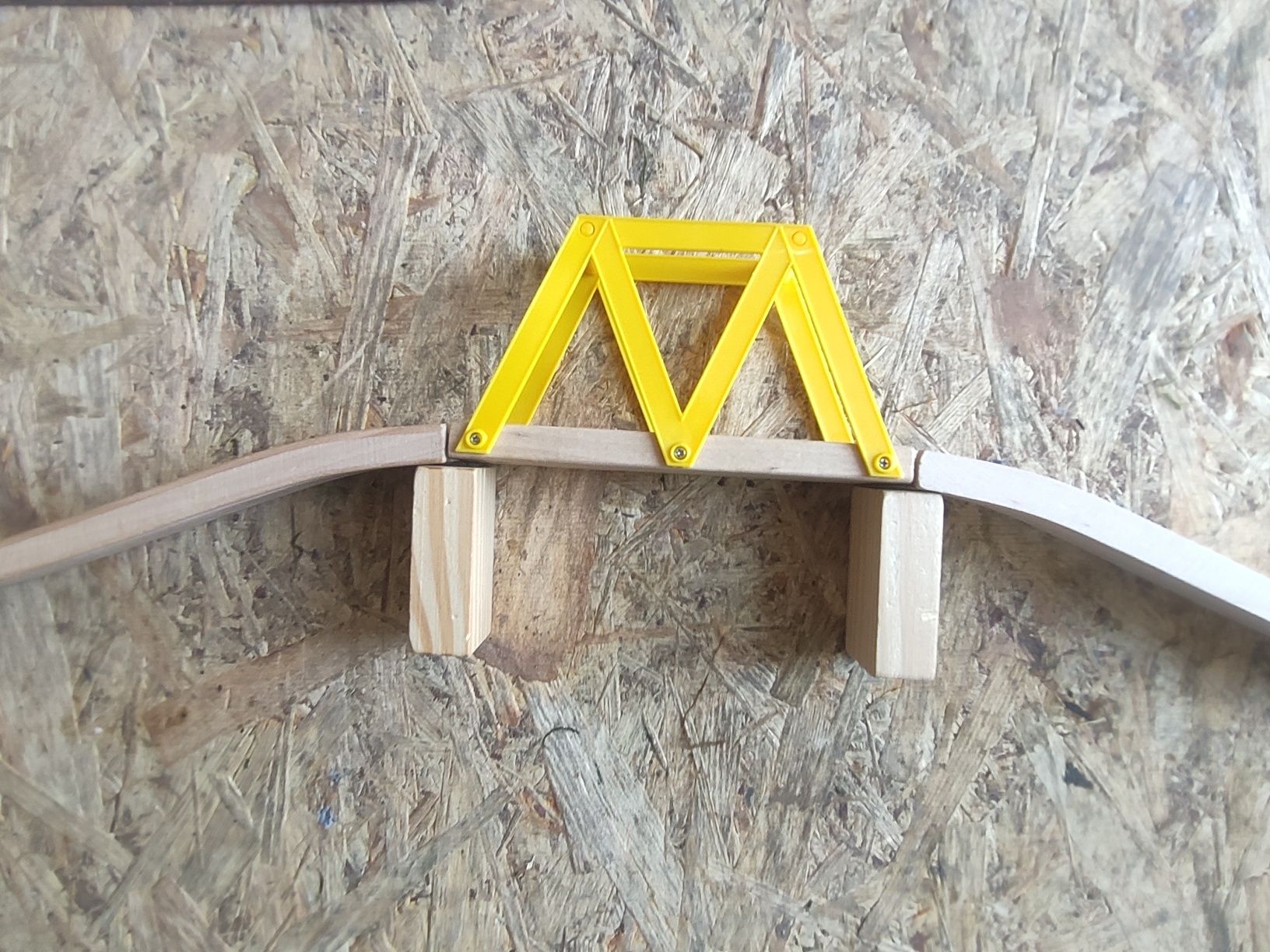 Kolejka drewniana żółty most Ikea Brio Playtive