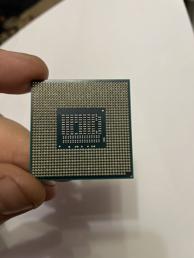 Процессор кор i5-3340m частоты 2,7сток рабочий без проблем для ноута