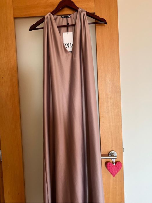 Vendo vestido novo Zara