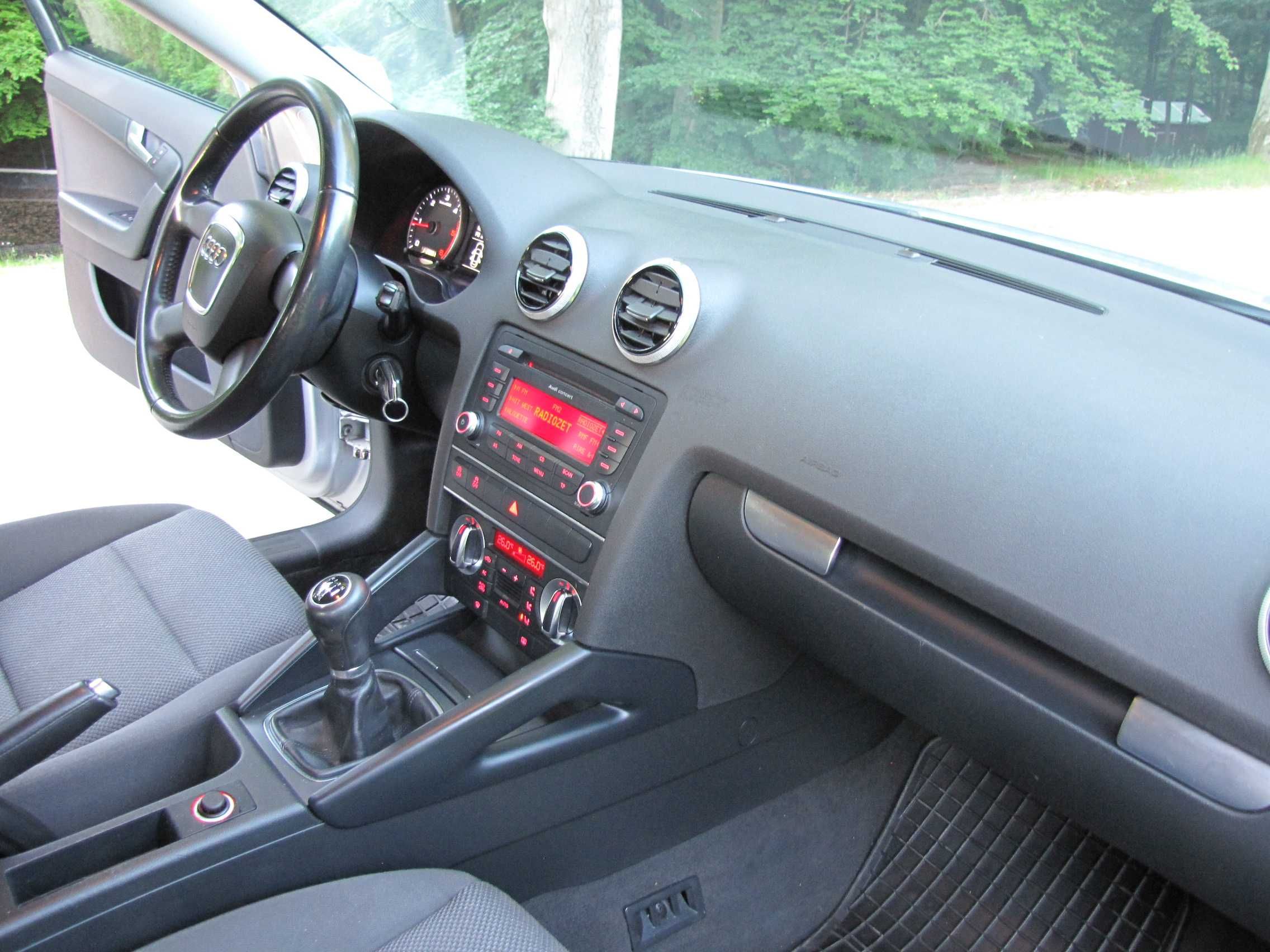Audi A3  5 drzwi- Klimatronik , Faktura!