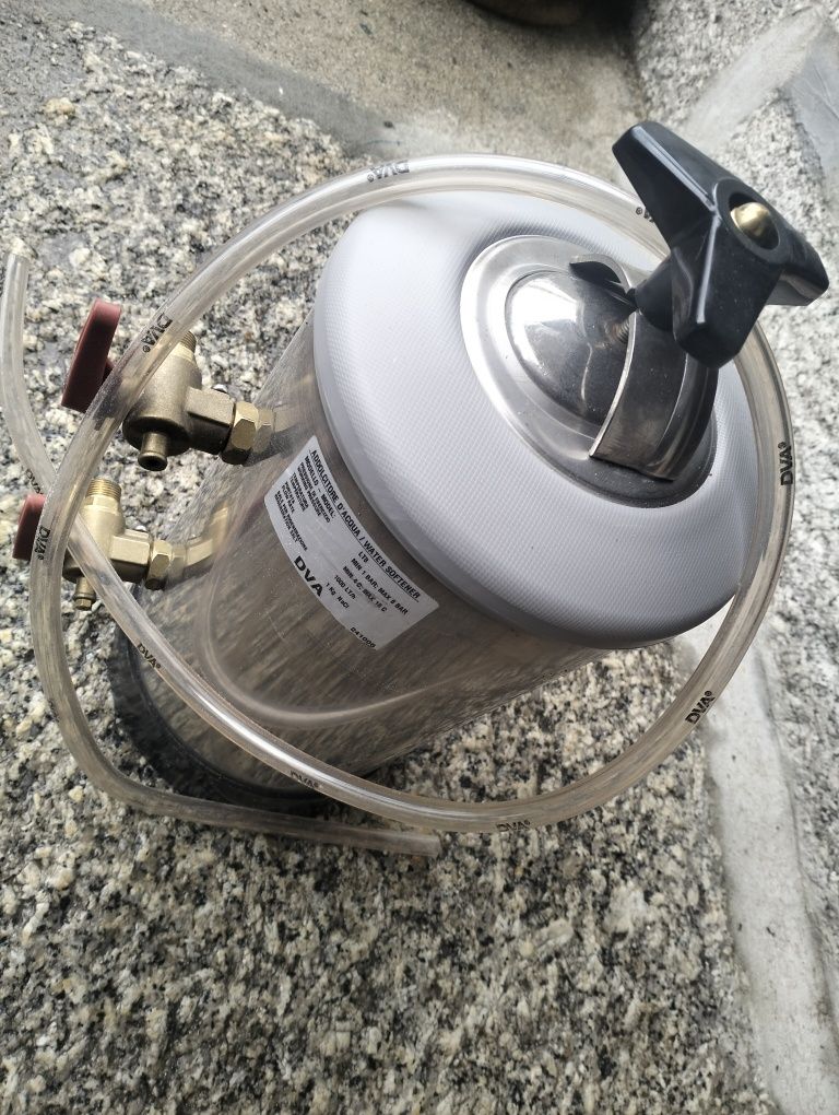 Vendo Bomba de Água