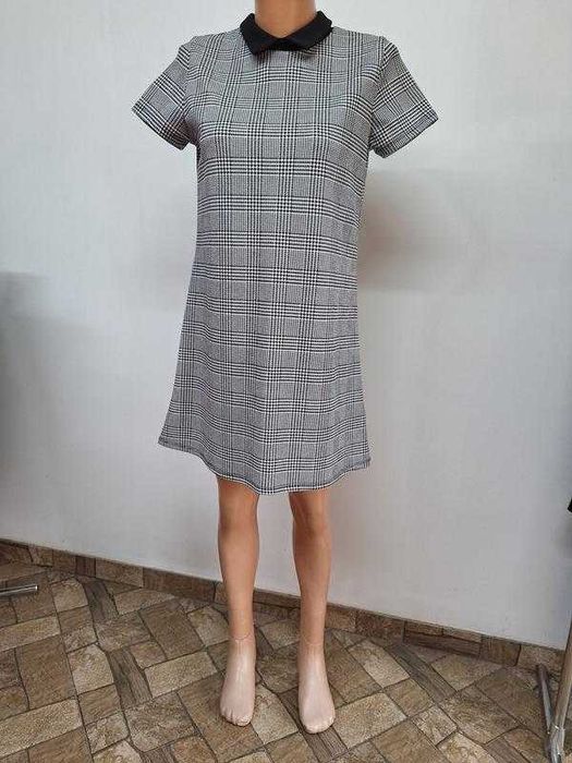 Сукні жіночі святкові