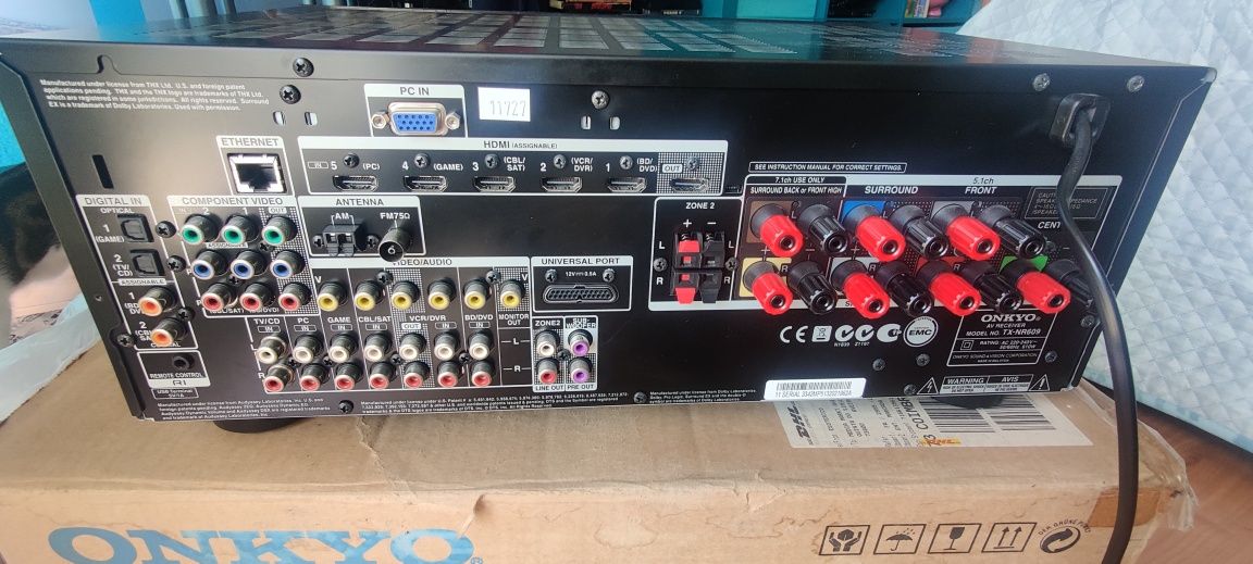 Amplificador Home cinema Onkyo TX-NR609 
Coma