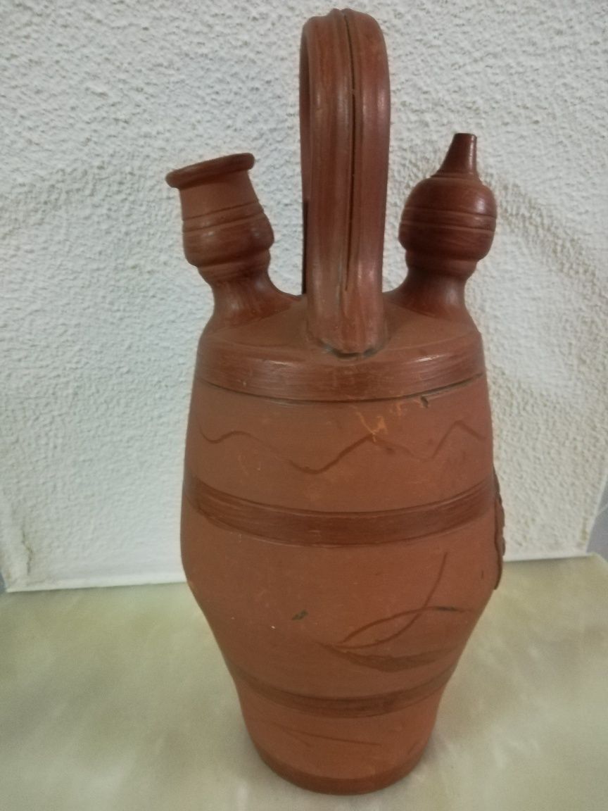 Peças de loiça em barro