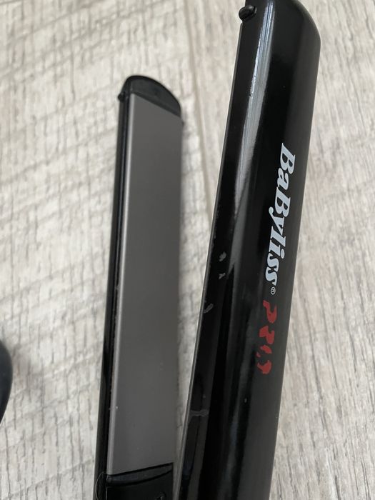 Плойка випрамляч