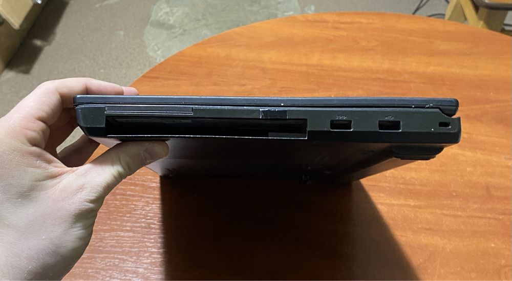 Ноутбук Lenovo t540p 15.6"/ на запчастини! D881