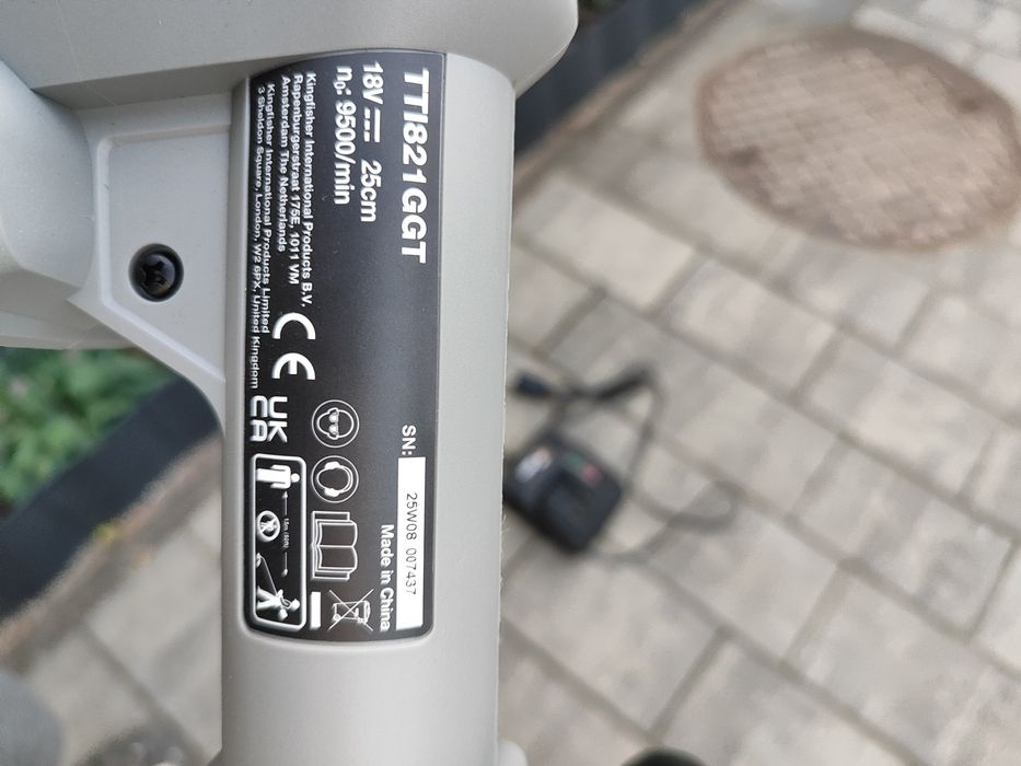 Akumulatorowa podkaszarka Titan 18v+ładowarka