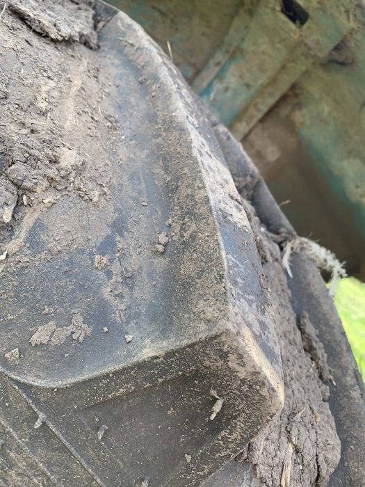 ЮМЗ-6 Трактор ….