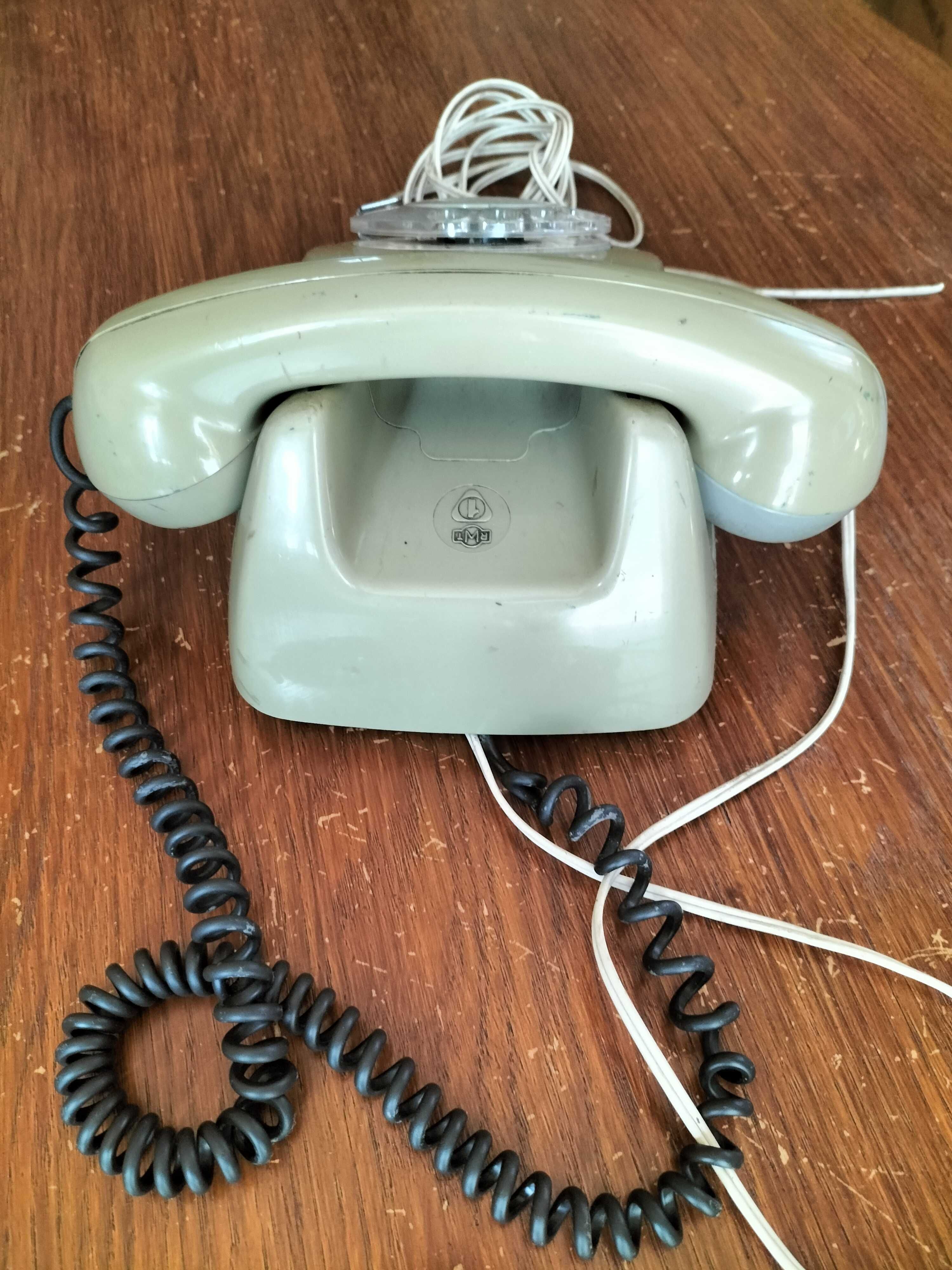 Telefon z okresu PRL