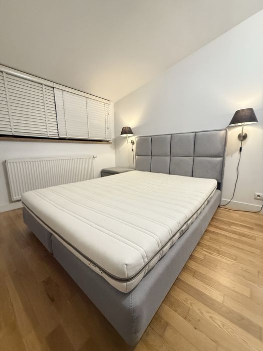 Łóżko z zagłówkiem i materacem 160x200 szare