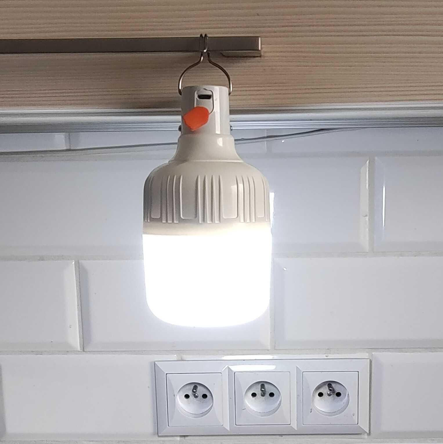 Lampa LED na zewnątrz USB z akumulatorem