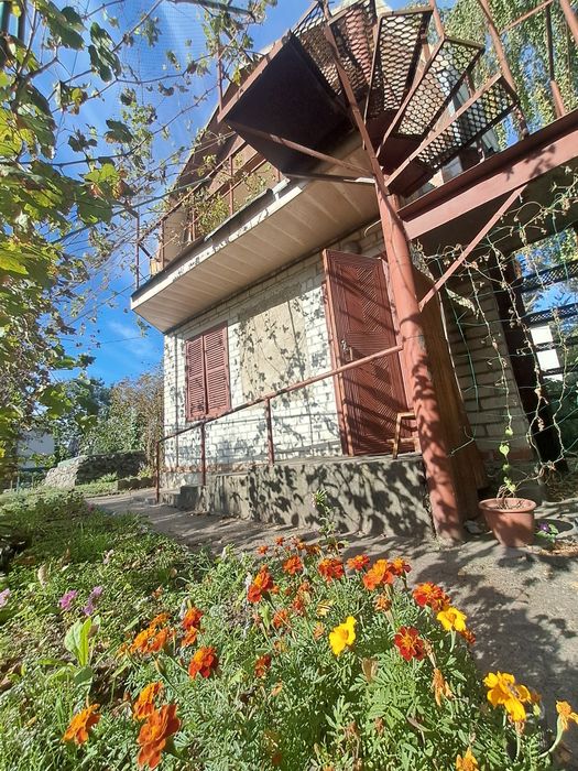 Дача в межах міста
