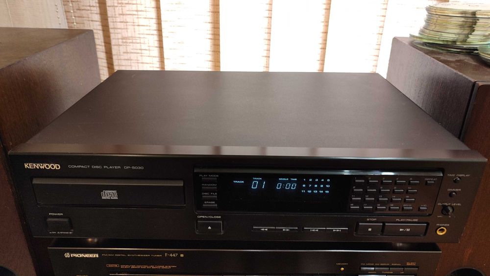 Сд проигрываель Kenwood DP-5030.Состояние.Звук !