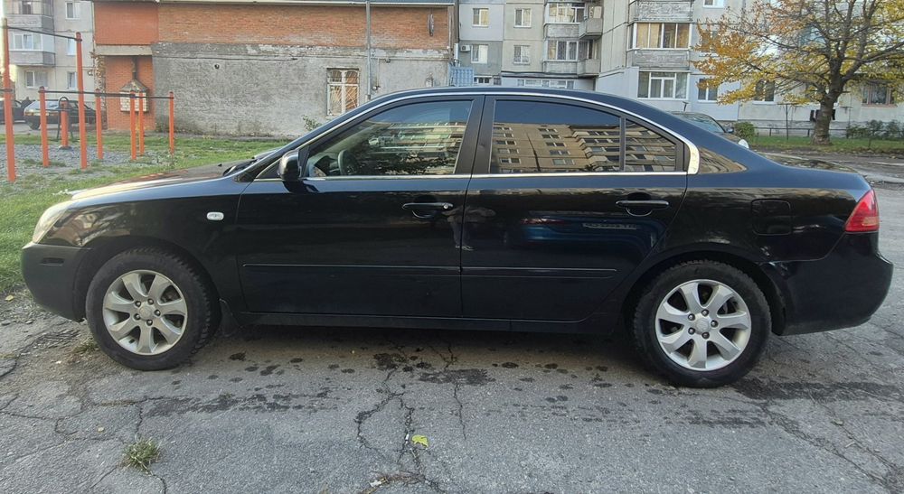 Kia Magentis 2008 року.