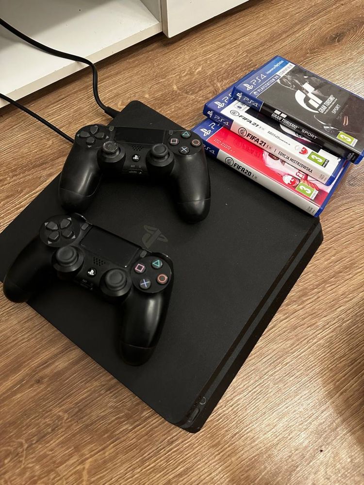 PlayStation 4 super stan